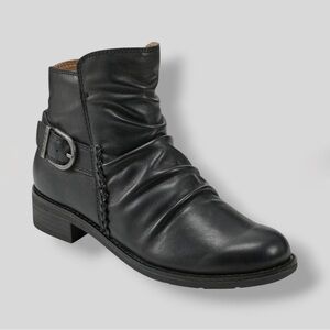 Earth Black Ankle Booties with Buckle Detail Size 6